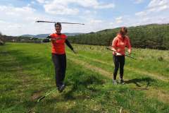 Trénujeme postřeh a balanc  | Výlet s nordic walking s Nezrezneme.cz - Český kras plný krás I., sobota 8. 5. 2021