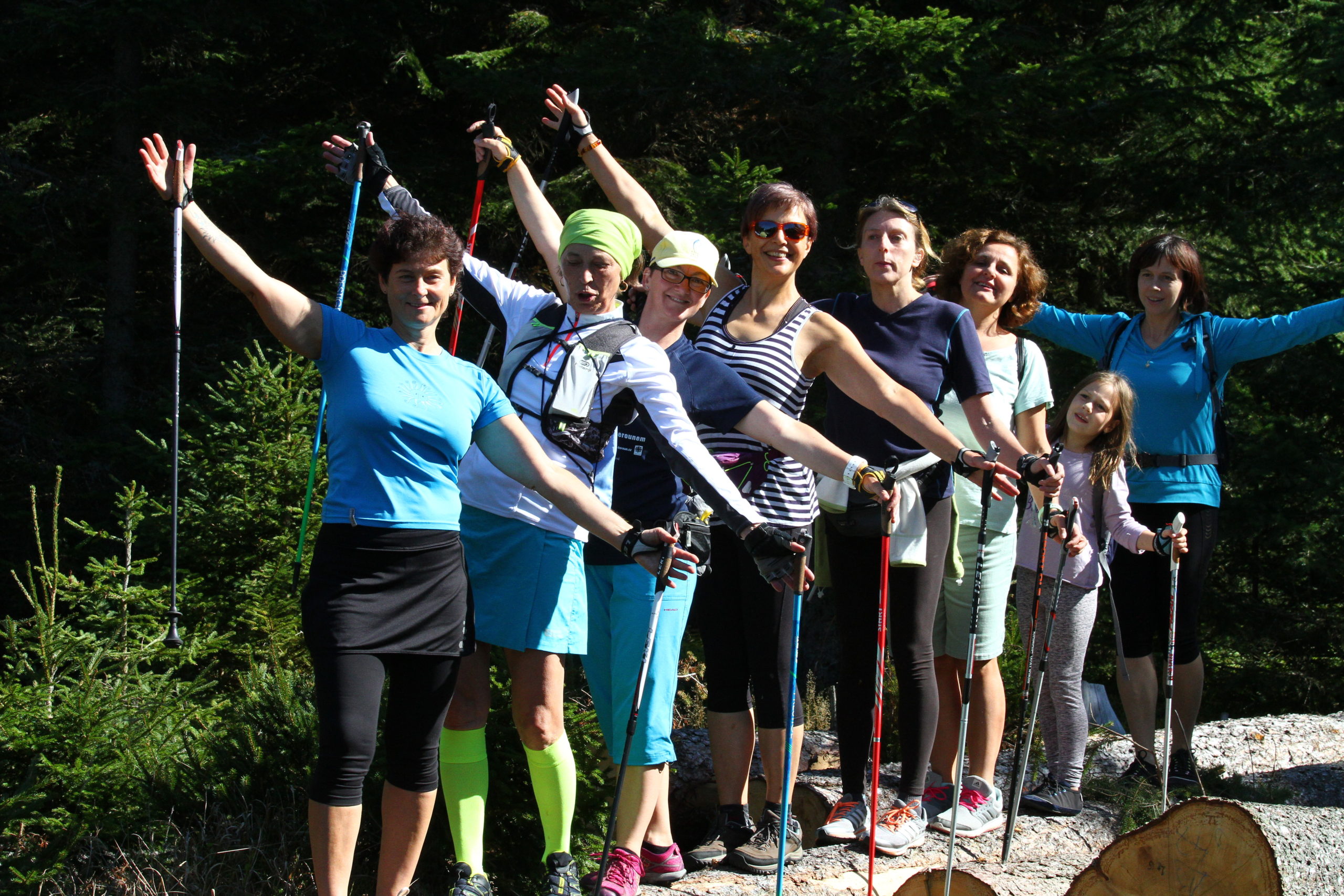 Nezrezneme ani v létě – nordic walking program na červenec 2019