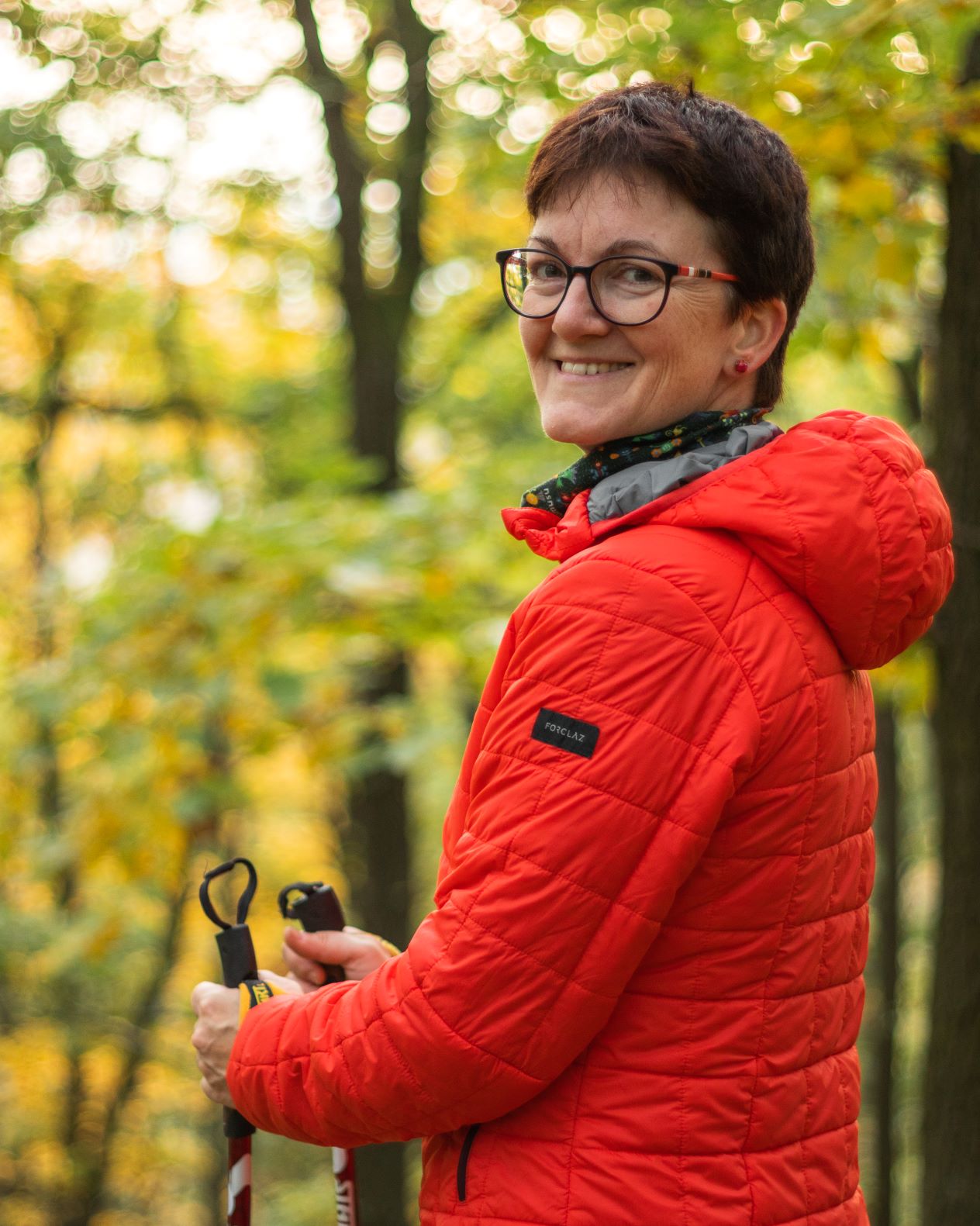 Lenka Křivánková, instruktorka nordic walking. Najdete mne na Nezrezneme.cz nebo někde venku :)