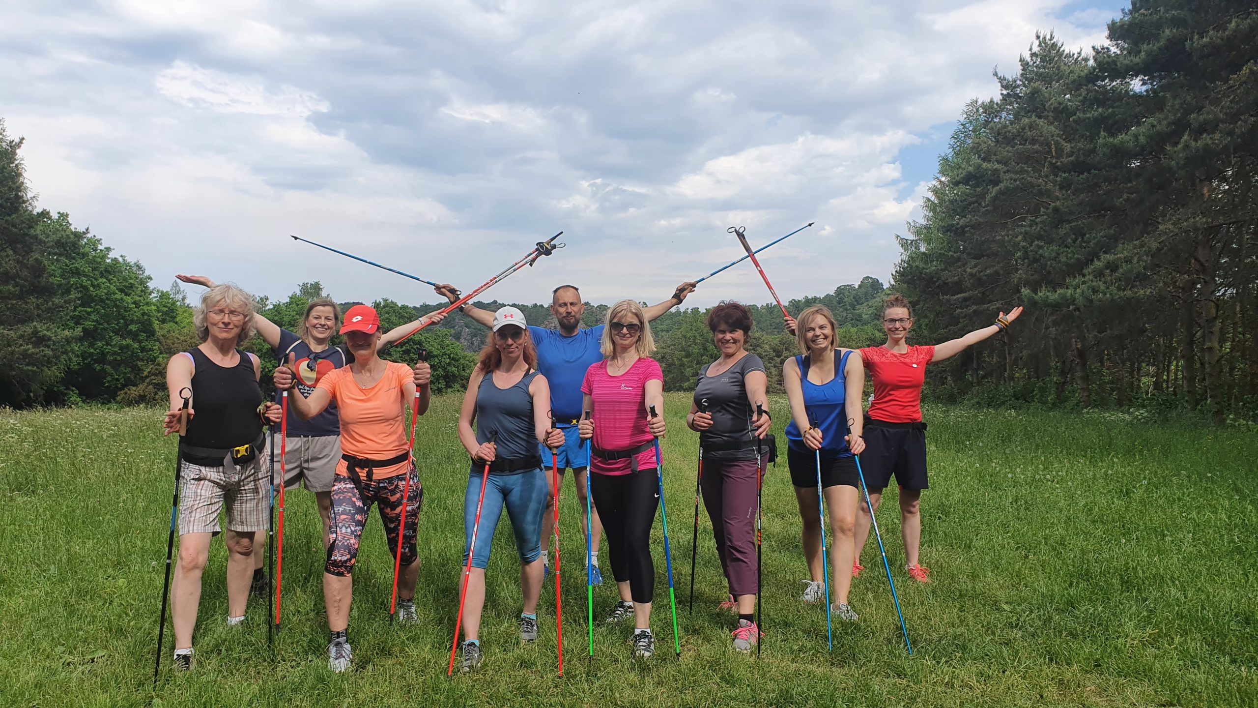 Celodenní kurz Nordic Walker = váš kvalitní vstup do světa nordic walking! Již jedenáct let nejoblíbenější a nejpřínosnější formát od Nordic Sports.