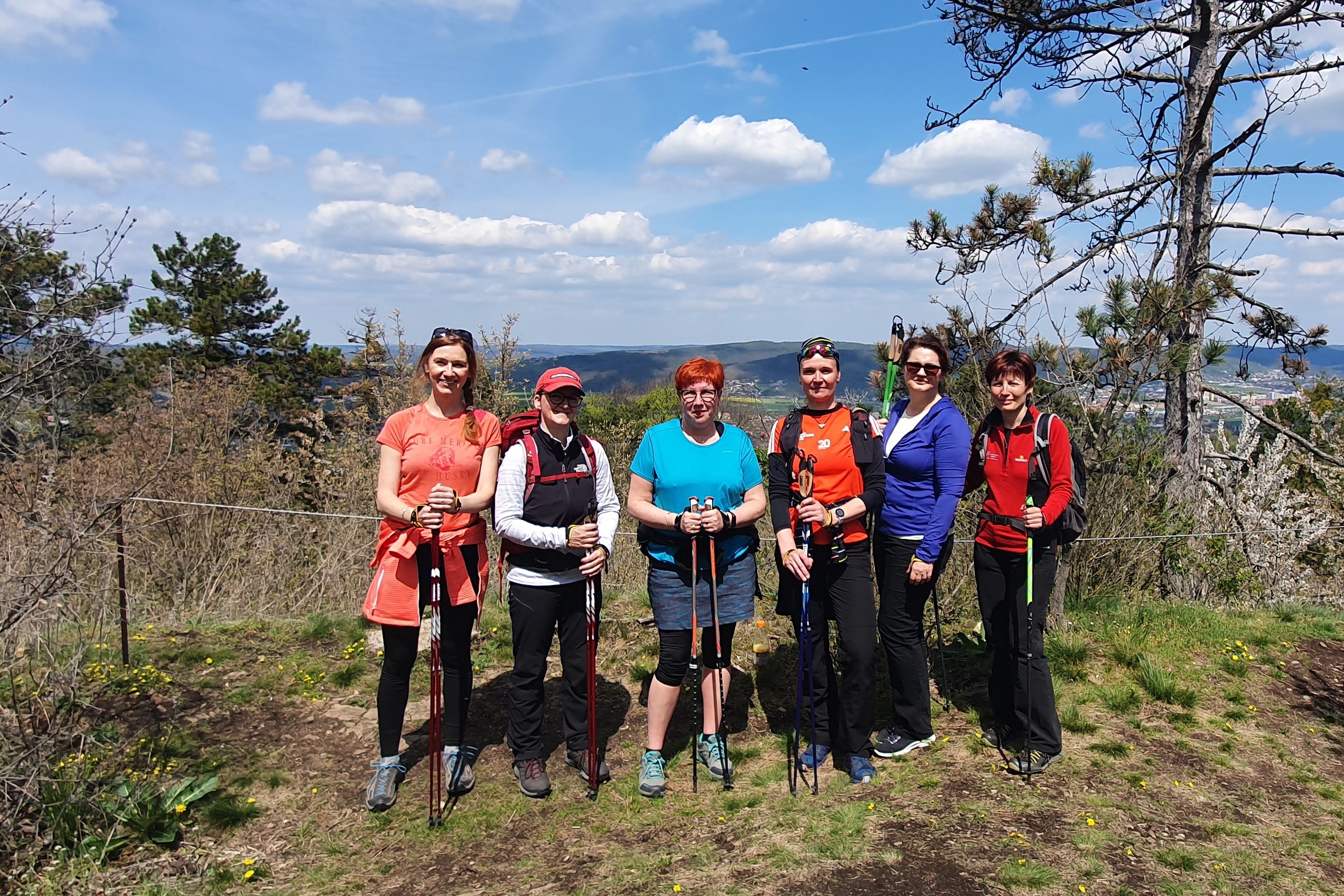 Výlet s nordic walking: Koukolova hora. Pořádá Lenka Křivánková