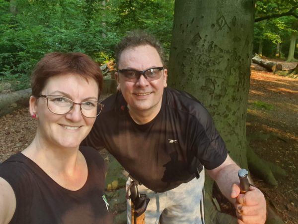 Balíček Životní START s Nordic Walking, Honza. 3 lekce kondiční chůze s Nezrezneme.cz. Obora Hvězda, Praha 6. Vede Lenka Křivánková