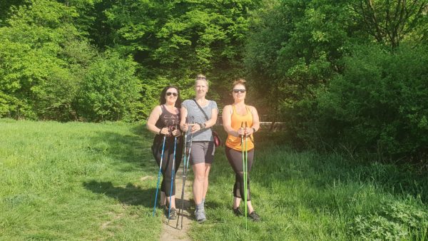 Privátní lekce Nordic Walking pro tři kamarádky, Chrustenice | Nezrezneme.cz